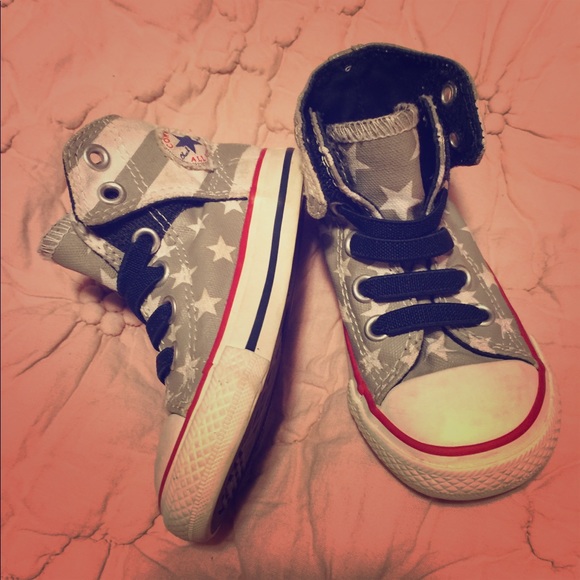 red toddler converse velcro